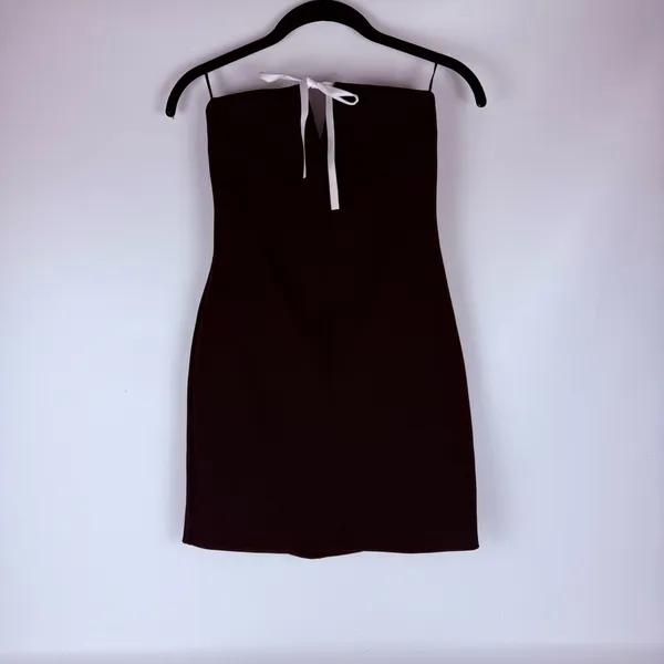 Zara Strapless Black Dress with White Accent - Image 2