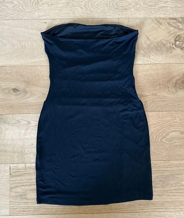 White Fox Boutique - Cut Out Strapless Mini Dress in Black - Image 4