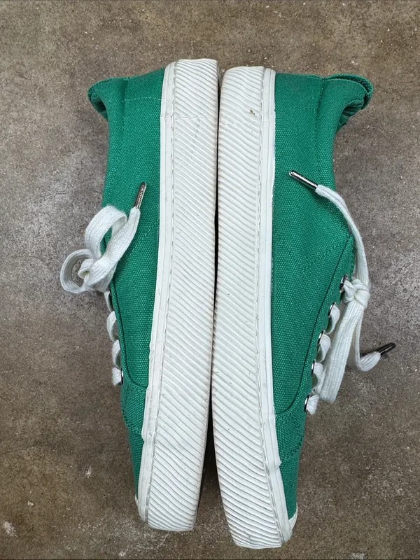 Cariuma Green Canvas Low-Top Sneakers with White Laces Size: 9 - Image 2