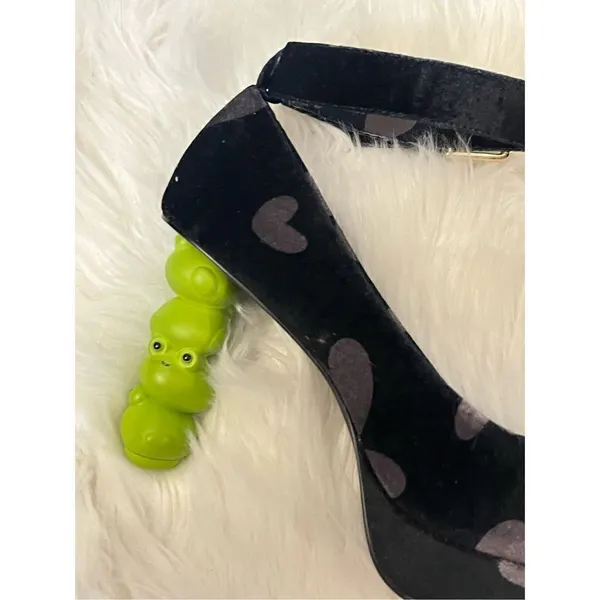 Pocketbean Retro Funky Black Heart Print Froggy Heel Shoes 9 - Image 3