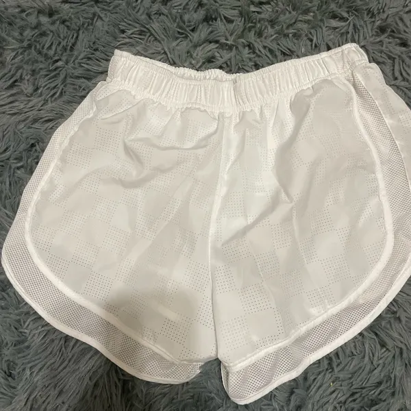 White Nike shorts - Image 4