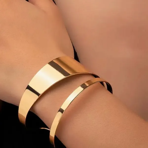 Elegant & Chic 18K Gold Plated Bracelet - Image 3