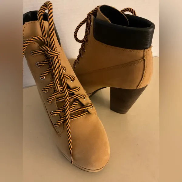 Steve Madden Women's chestnut brown platform Chelsea heel boots size 7 - Image 5