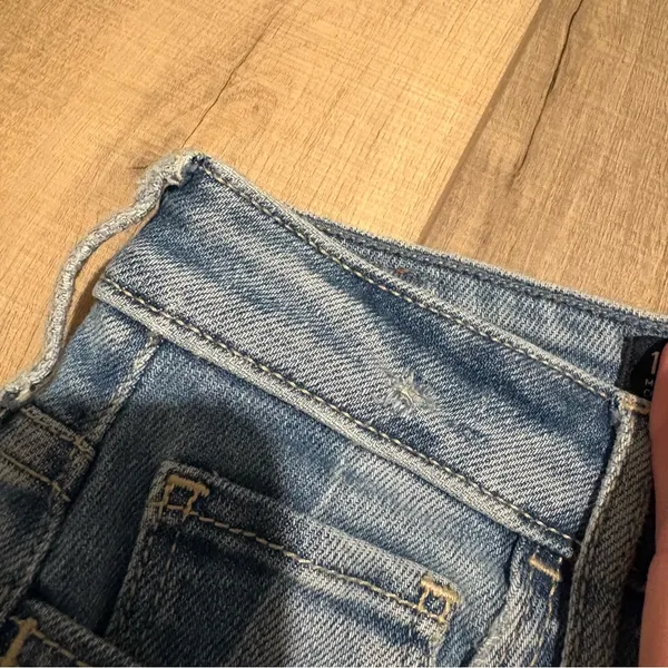 Hollister Ultra High Rise Two Toned Raw hem step skinny ankle Jeans size‎ 1 - Image 5