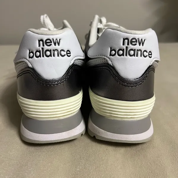 New Balance Women’s 574 V2 Metallic Leather Sneaker • WL574LD2 • Size 9 - Image 4