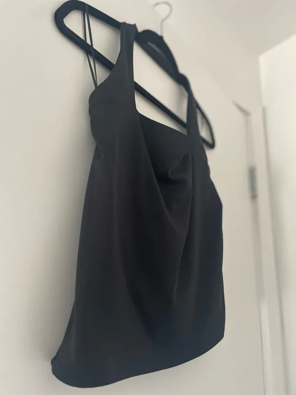 Express Women’s Body Contour Halter Top - Image 3