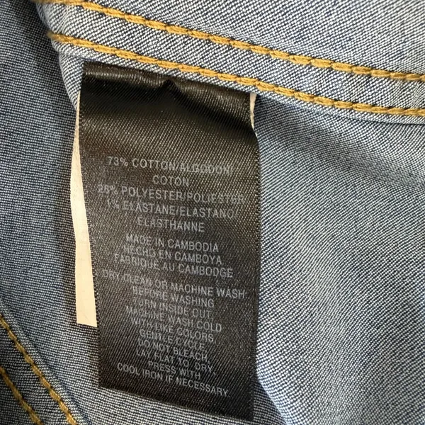 Denim Jacket Medium Wash Blue Stretch Jones New York Gold‎ Buttons Size Medium - Image 5