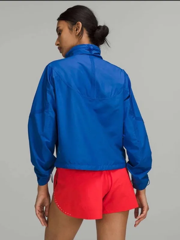 lululemon Lightweight Cropped Track Jacket - Blazer Blue Tone - Size 6 - Image 2