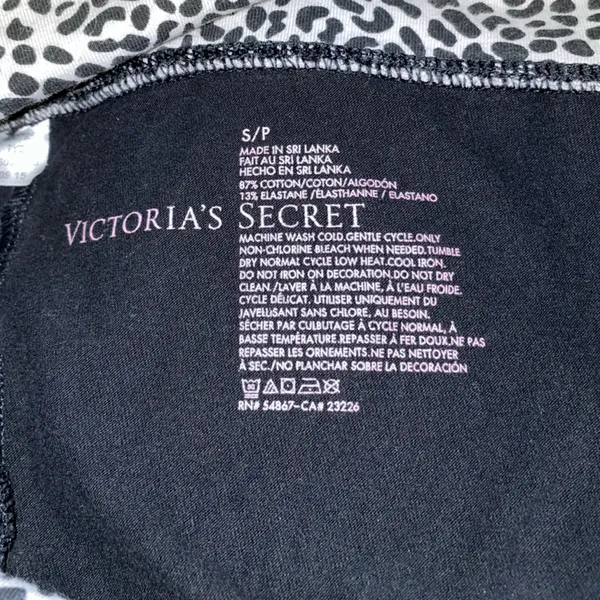 Y2K Victoria’s Secret cropped leggings - Image 3
