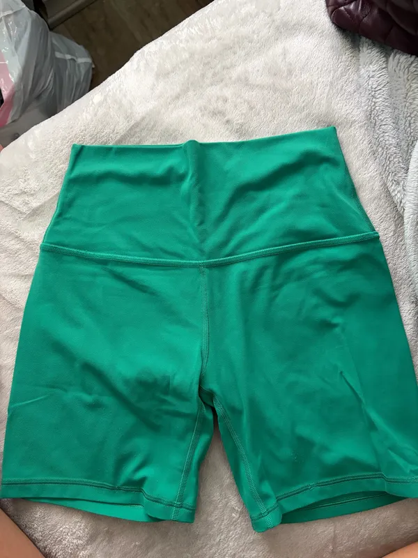 Lululemon Align Shorts 6" - Image 2