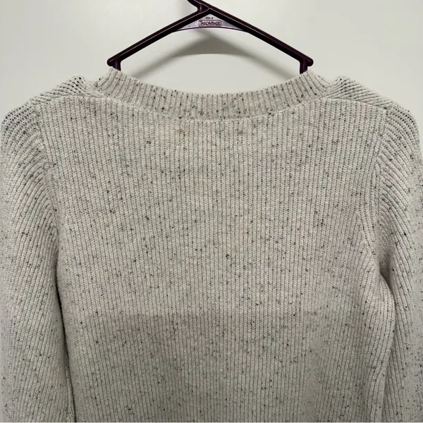 Loft Grey Sweater - Image 7