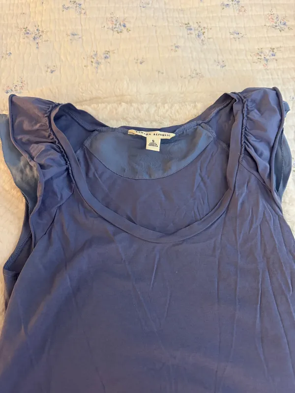 Banana Republic Top  - Image 2