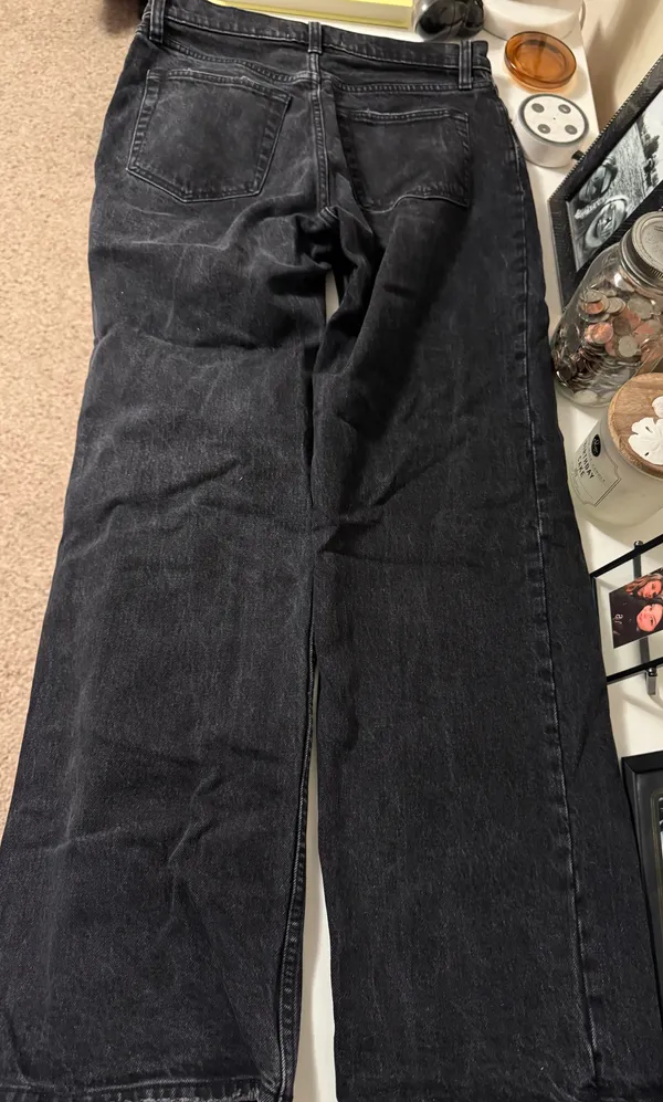 Abercrombie High-Rise 90s Jeans - Image 2