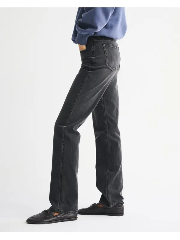 Abercrombie Mid Rise 90s Straight Jean - Image 2