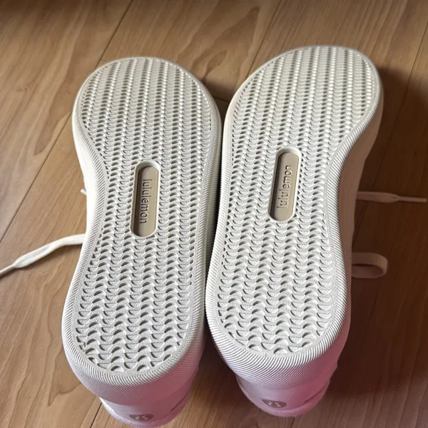 Lululemon Citycverse Sneaker - Image 6