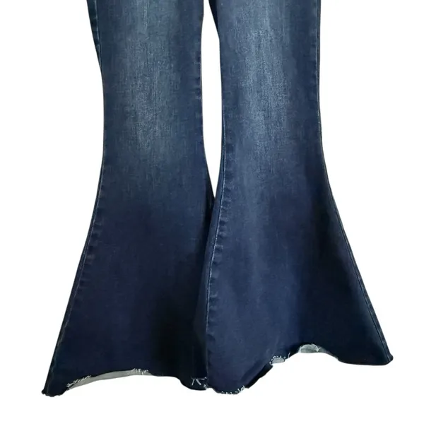 Free People - We The Free CRVY Ma Cherie Flare Jeans – Women’s Size 26 - Image 3