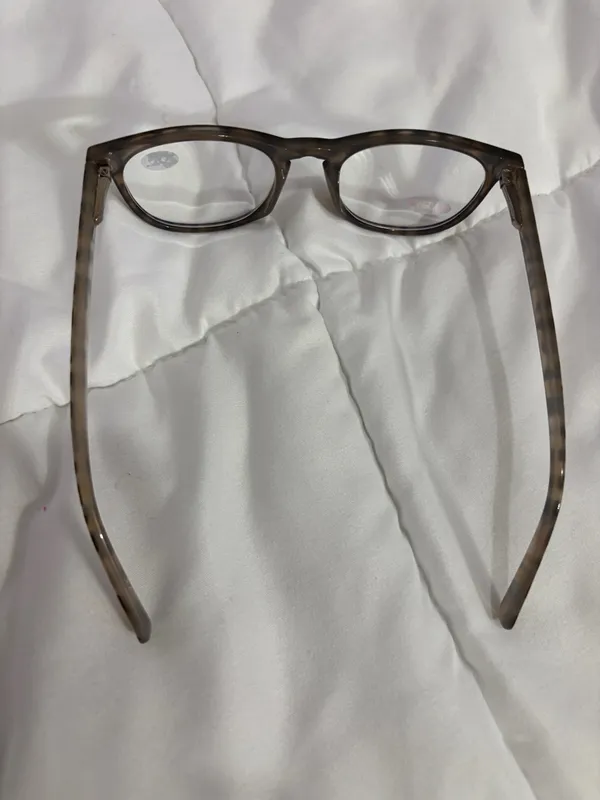 Foster Grant Reading Glasses 2.0 - Image 2