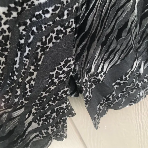 Chico's size 2 Button Front Cardigan Women Black Velvet Burnout Sheer zebra - Image 3