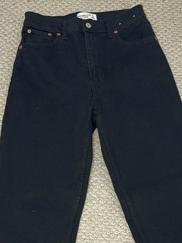 NWOT Abercrombie & Fitch 90’s Ultra Highrise Straight leg Jean 27 black - Image 6