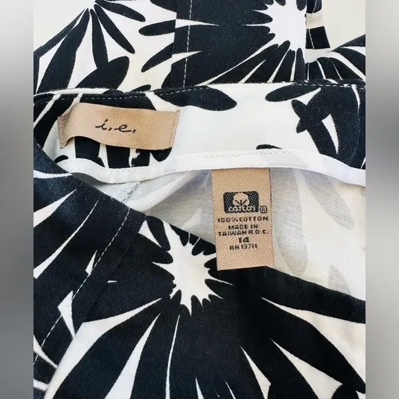 I.e. VTG Black & White Floral 100% Cotton Skirt Soft See Photos Has A‎ Snag. New - Image 4