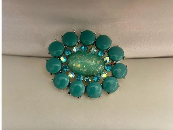 Faux turquoise/opal brooch aqua blue and silver back - Image 3