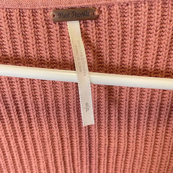 Free People‎ Women's Pink Peach Allure Pullover V-neck Sweater Size Small - Image 4