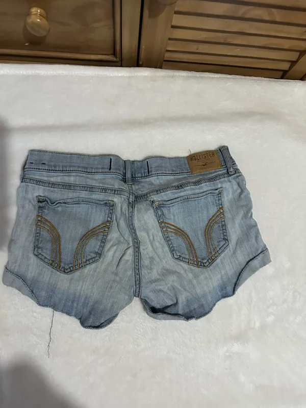 Hollister Shorts - Image 3