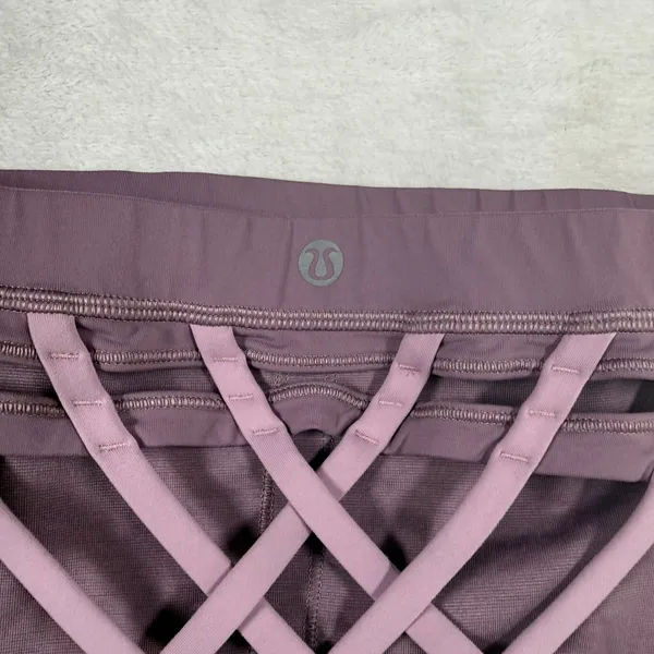 Lululemon Free To Be Elevated Bra Purple Strappy Back Yoga‎ Sports Bra Size 10 - Image 2