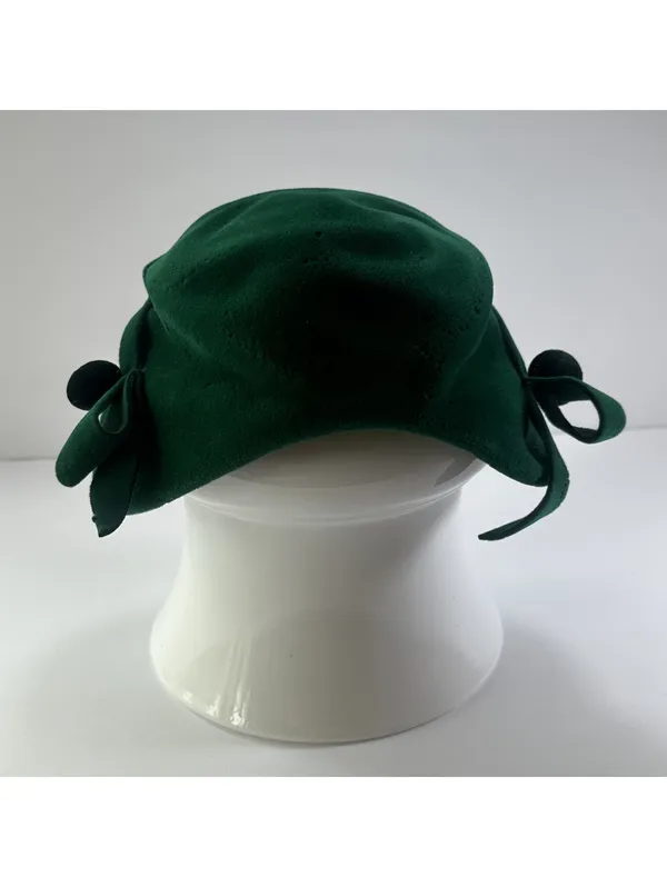 Vintage Edco Riviera Emerald Green Velour Hat with Bow Details - Image 3