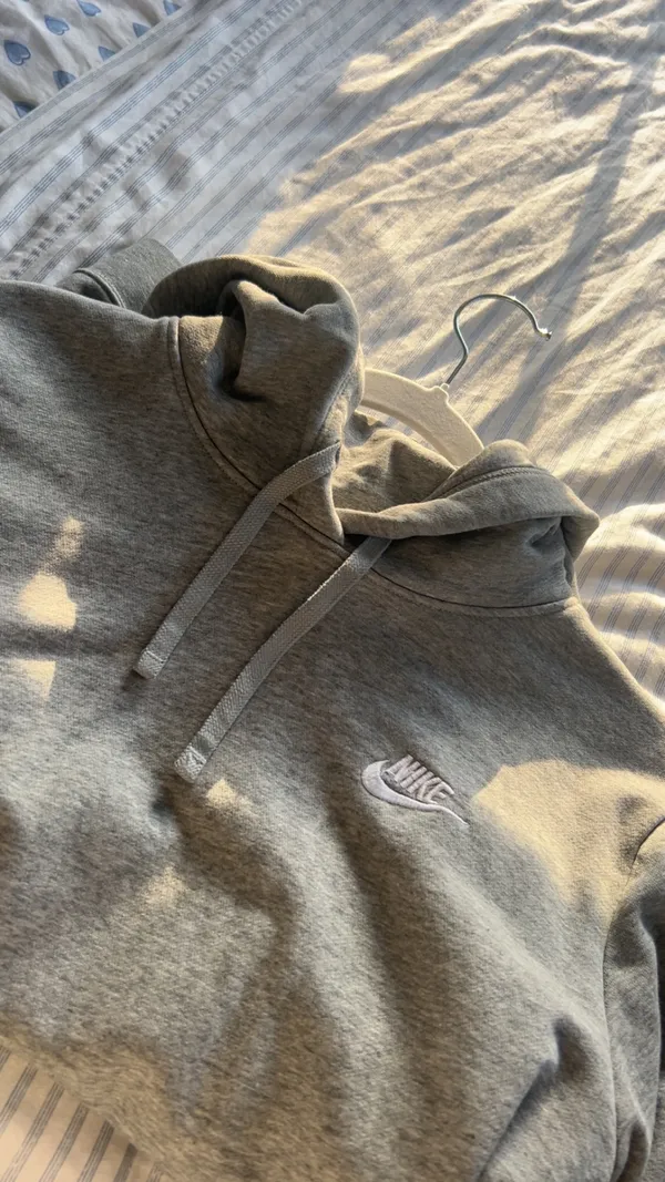 Nike Pullover Grey Hoodie - Image 5