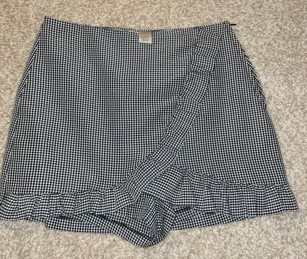 Ruffle Trim Gingham skirt - Image 6
