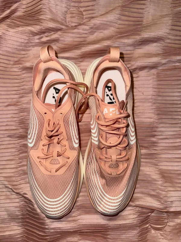 APL Streamline Sneakers Women’s - Image 6