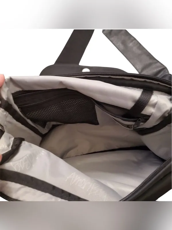 Ameribag Black Nylon Crossbody Travel Bag - Image 5