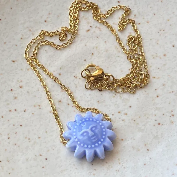Handmade gold tone stainless steel & ceramic sun boho retro vintage style necklace☀️ - Image 3