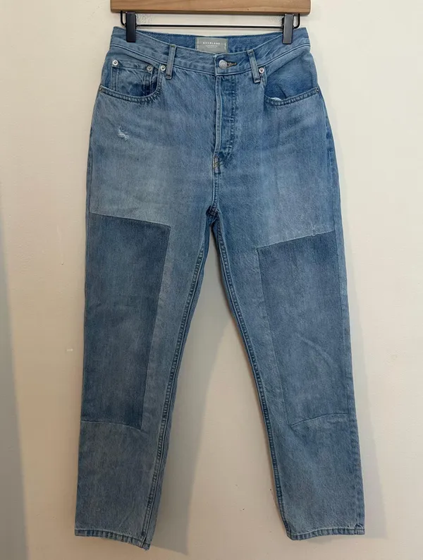 - The Curvy ’90s Cheeky Jeans Patch Straight Leg Extra High-Rise - Image 3