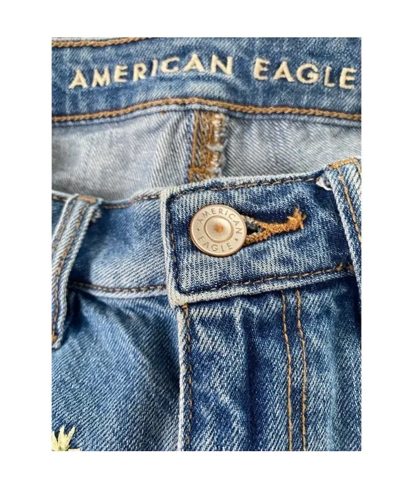 American Eagle Floral Jean Shorts Embroidered - Image 5