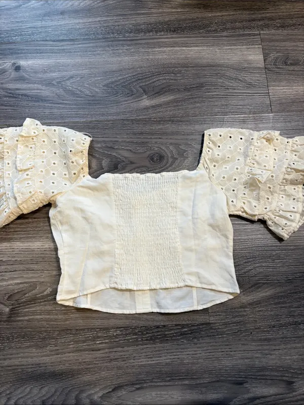 Zara Off-The-Shoulder Eyelet Ruffle Sleeve Crop Top Medium - Image 5