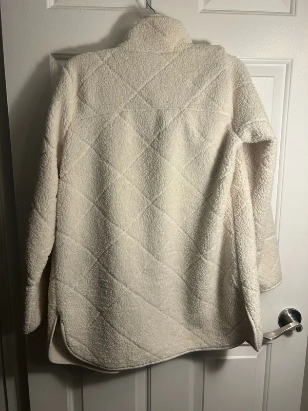 St. John's Bay Cream Quilted Faux Shearling Fleece Jacket Size S - Image 5