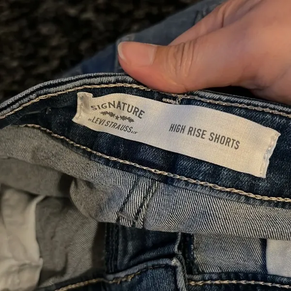 ‎Levi’s high rise shorts 6 - Image 5