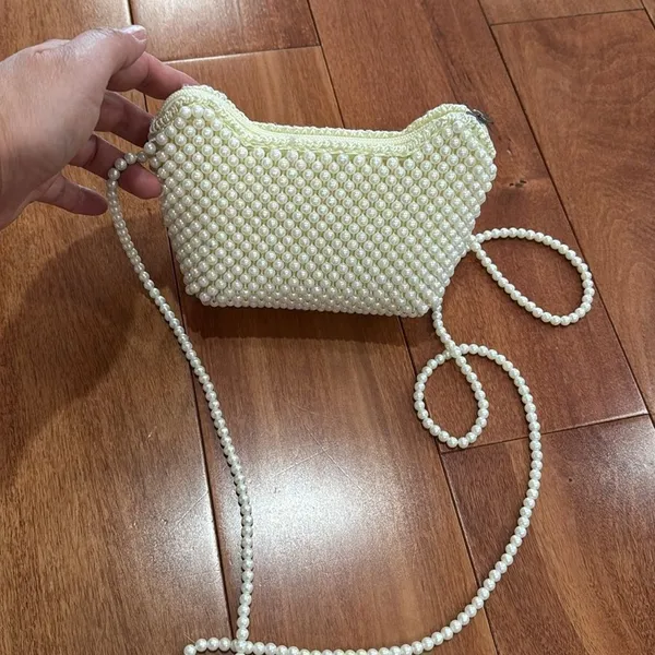 Beaded White Crossbody Bag‎ - Image 4