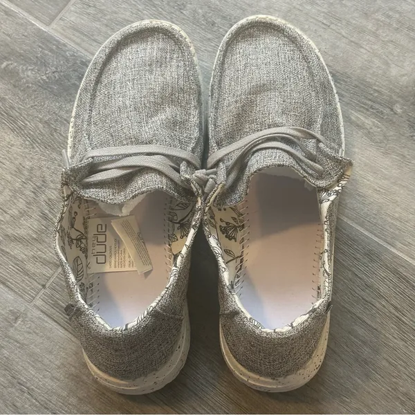 Hey Dude Wendy L Linen Slip On Loafers Womens Size 7 Iron Grey Walking - Image 3