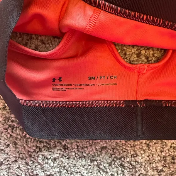 Under Armour sports bra - Image 3