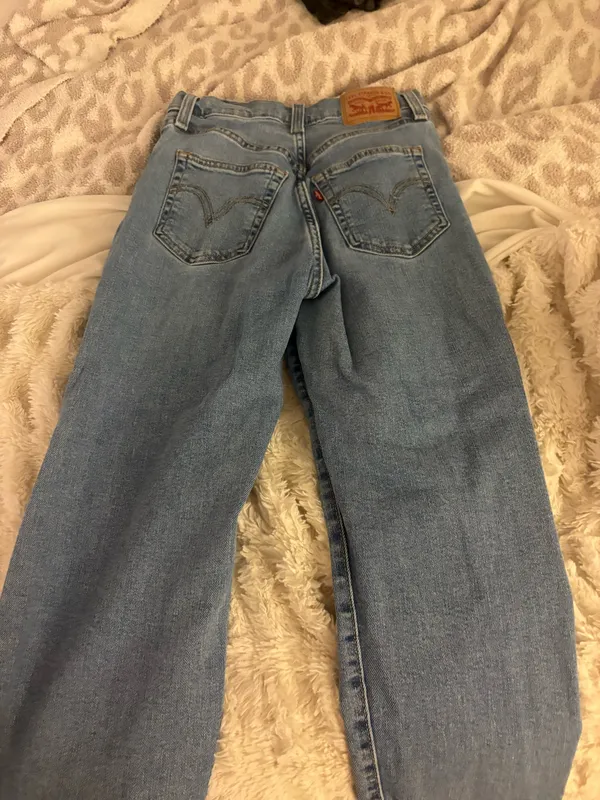 Levi’s Ribcage Straight Ankle Jeans - Image 3