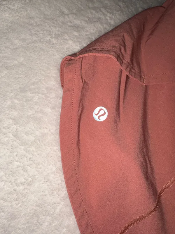 Lululemon Speed Up Shorts 4" - Image 3