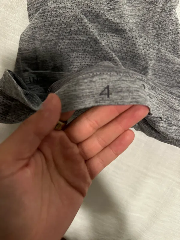 Lululemon Swiftly Tech Short Sleeve Shirt - Image 4