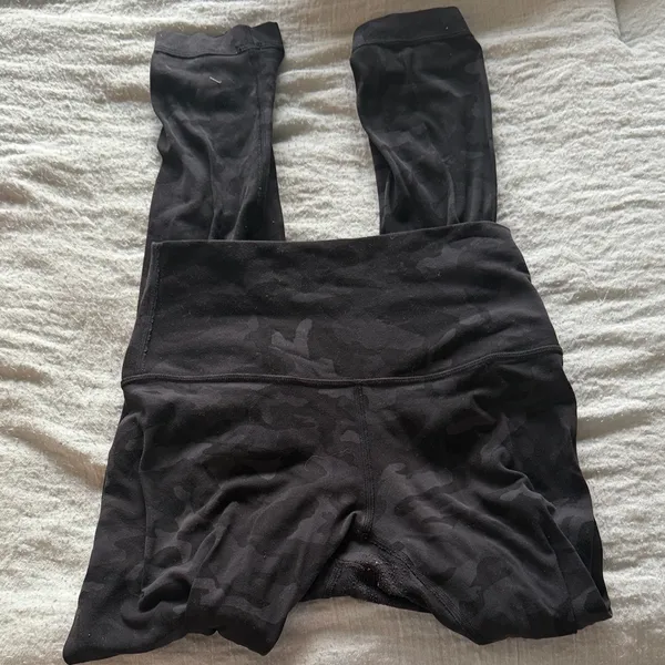Lululemon Athletica Black Camo Align Leggings - Image 2