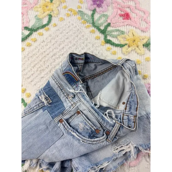 American Eagle Outfitters Distressed Patchwork Denim Shorts Women Size 6‎ - Image 4