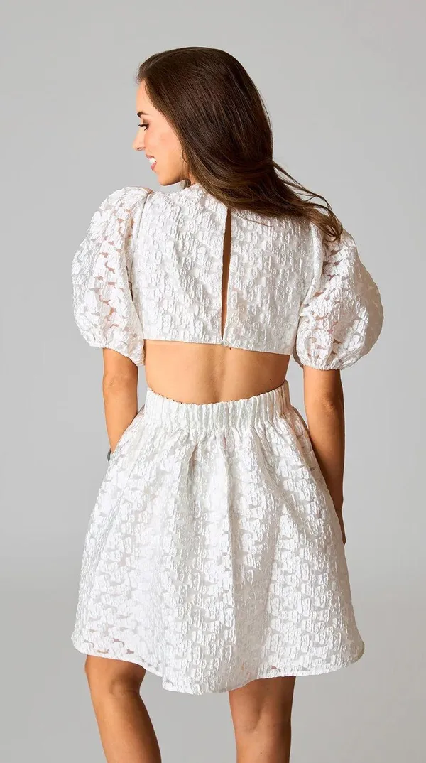 BuddyLove TINSLEY CUT OUT SHORT DRESS - ALABASTER - Image 2