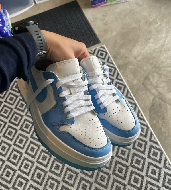 Nike Air Jordan 1 Low - Image 3