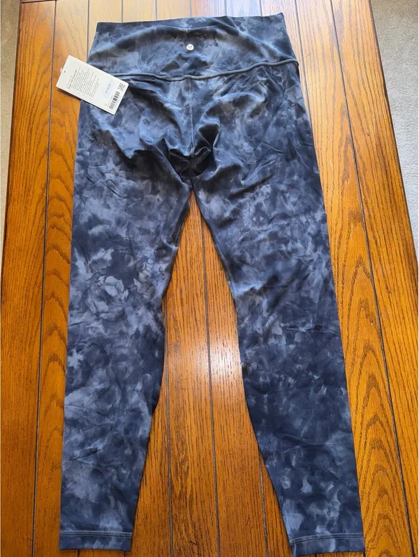 Lululemon Align High Rise 28” Diamond Dye Pitch Grey Graphite Grey Size 12 NWT - Image 2